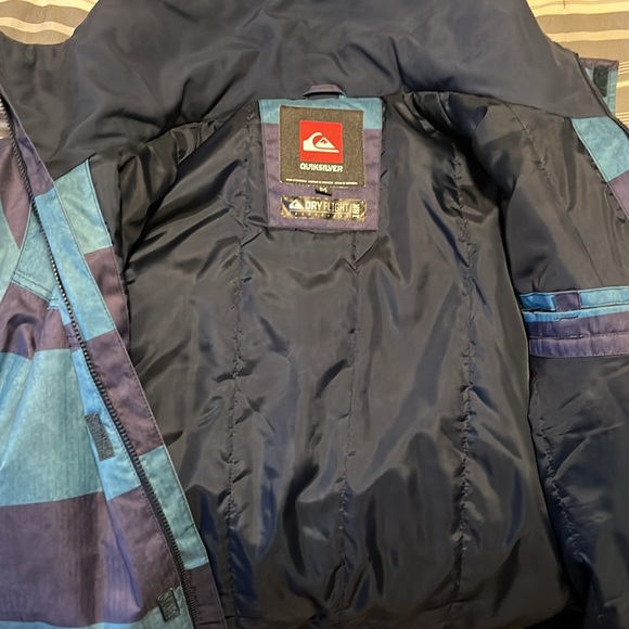 ski jacket - Picture 3 of 5